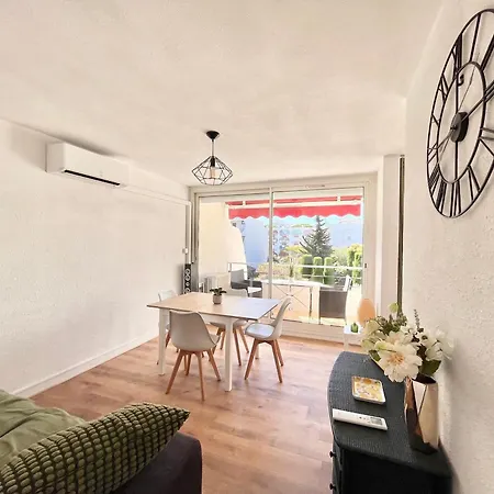 Renove Climatise Avec Parking Prive Pres Des Plages, Commerces Et Restaurants - Fr-1-716-68 Apartment